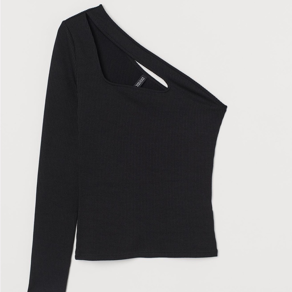 One shoulder top